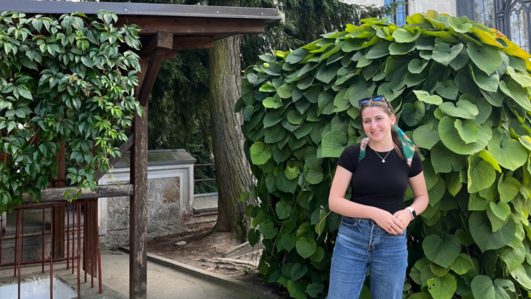 Meet Annie Cameron (she/her) Study Abroad